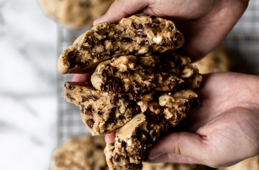 giant gooey chocolate chip walnut cookies levain bakery inspired recipe.