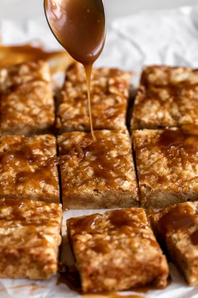 soy caramel shortbread cookie bars