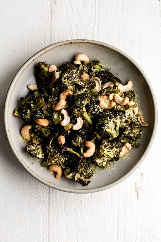 Chili Oil Roasted Broccoli with Cashews 