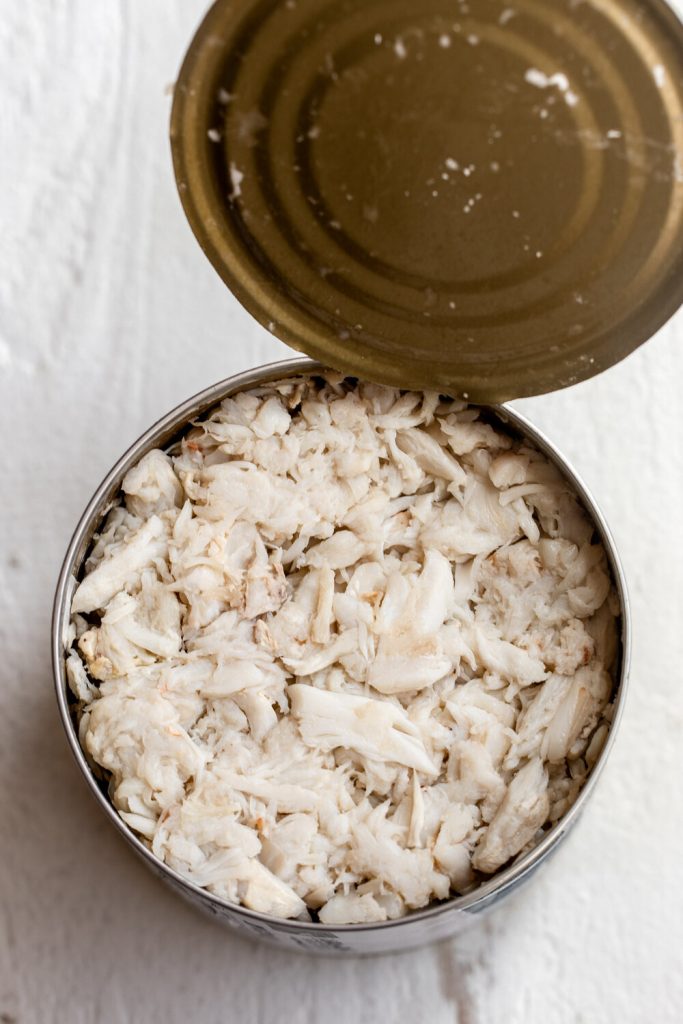 open can of jumbo lump crabmeat