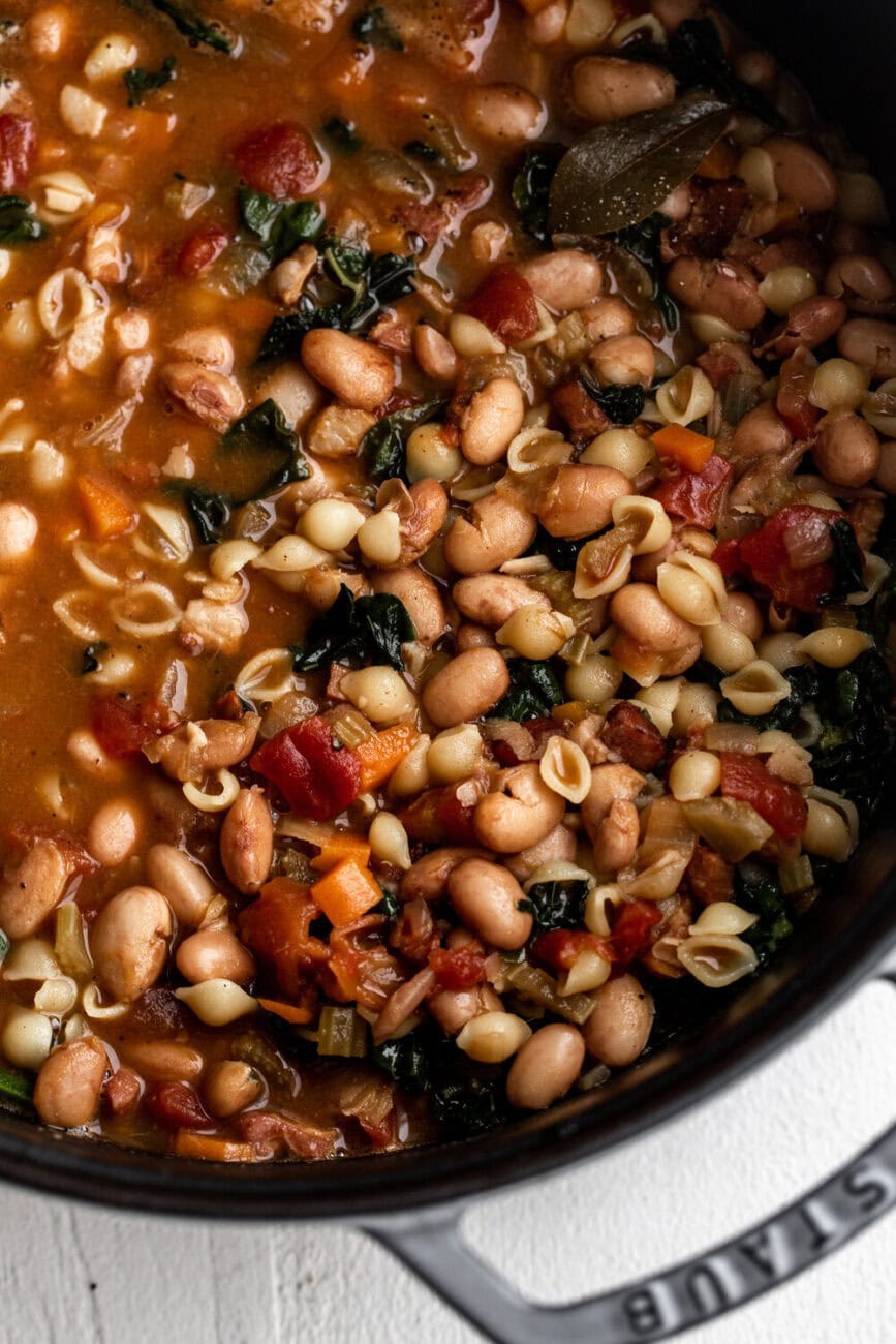 pasta e fagioli in pot.