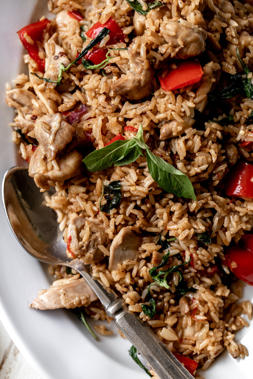 Spicy Basil Fried Rice with Chicken Cooking with Cocktail Rings