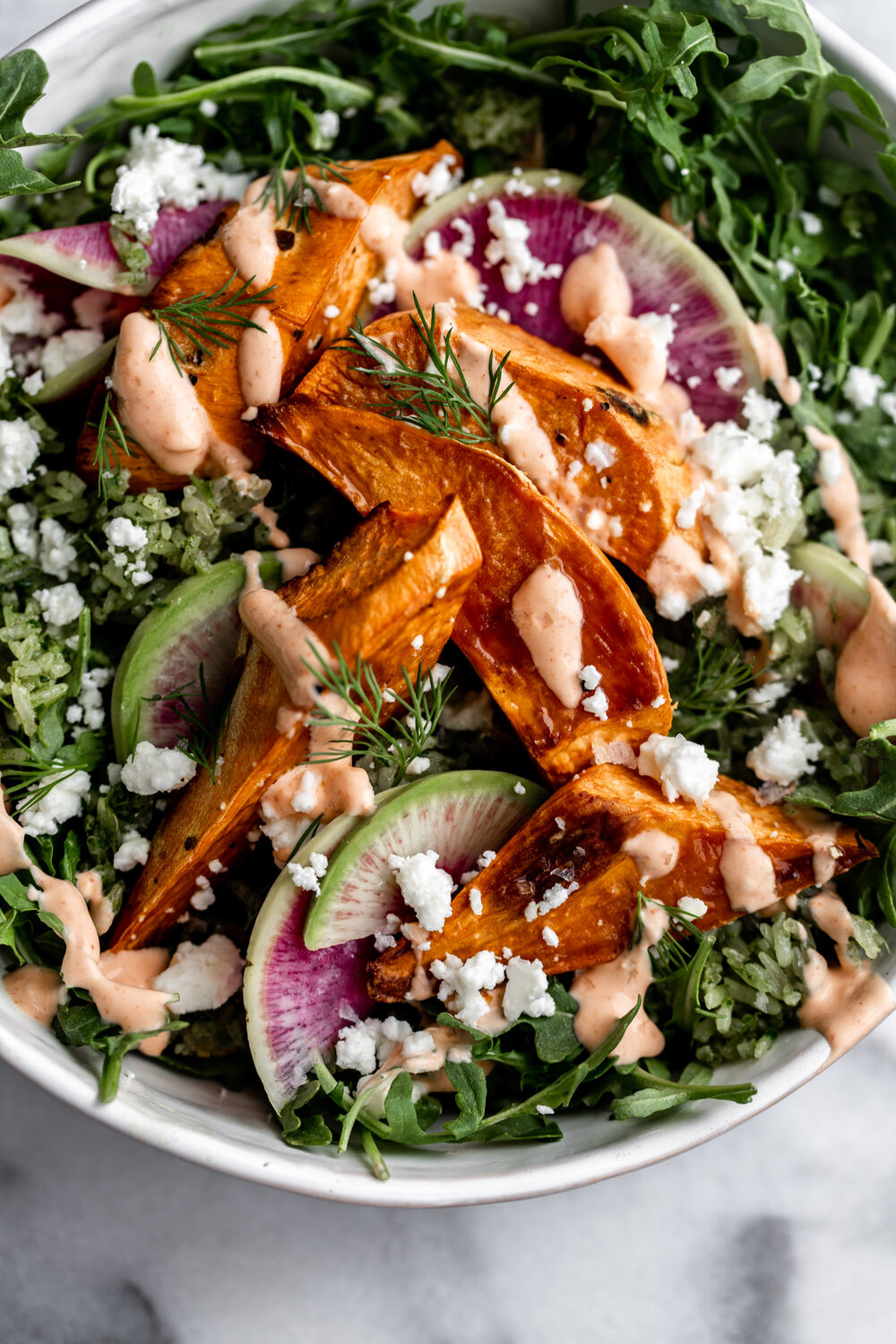 Spicy Green Herbed Crispy Rice Sweet Potato Bowl with Spicy Yogurt recipe 