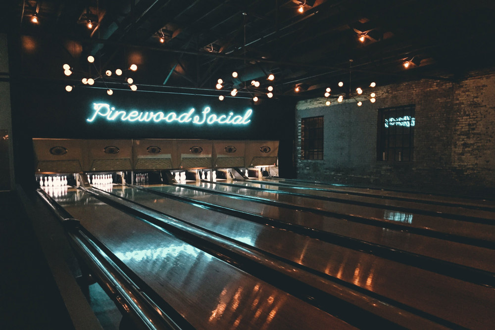 pinewood social bowling alley