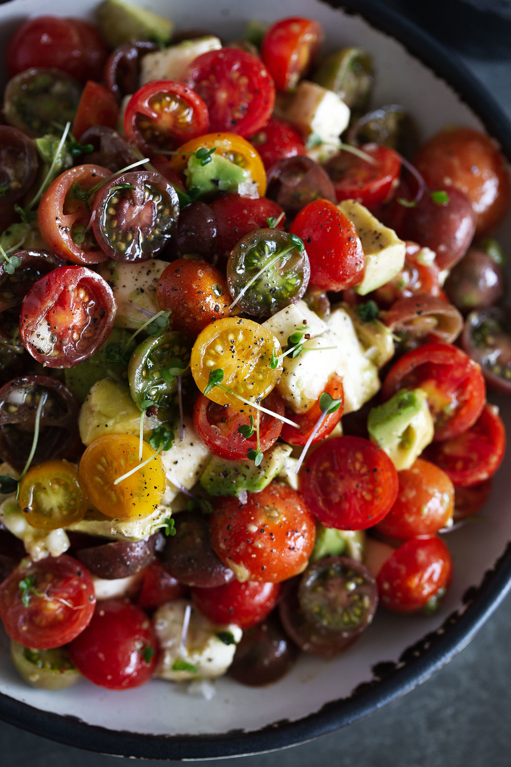 tomato avocado mozzarella salad recipe from cooking with cocktail rings closeup