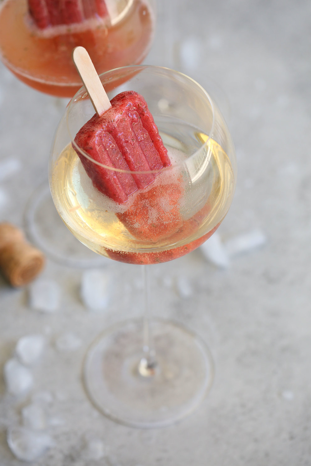 strawberry mojito boozy ice pop with champagne