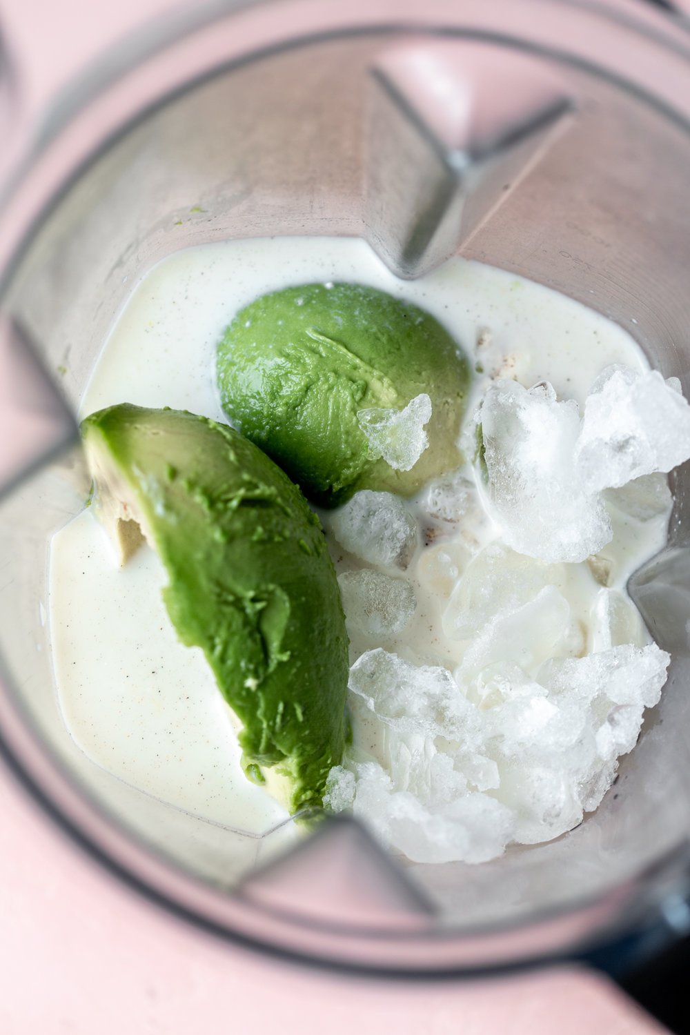 avocado and yogurt with ice in blender