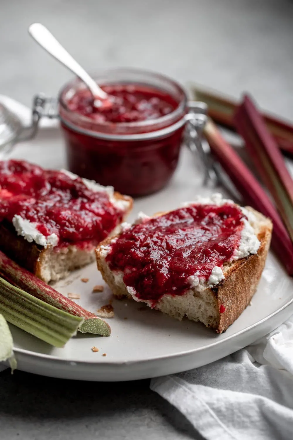 strawberry rhubarb jam and ricotta toast 