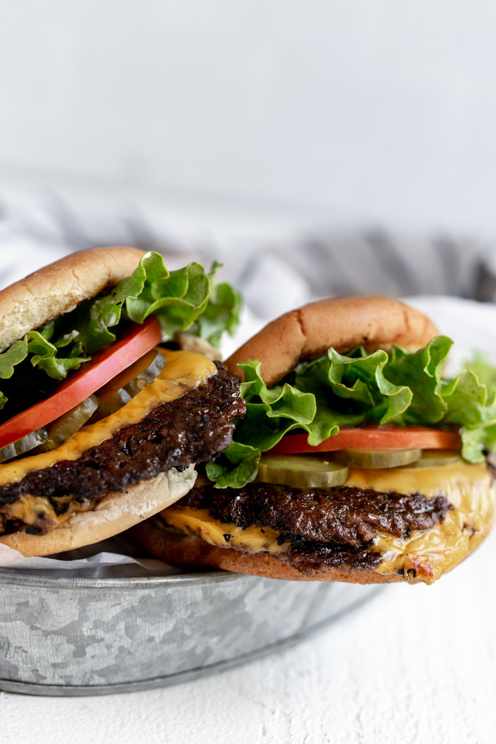 smashed burgers recipe from cooking with cocktail rings