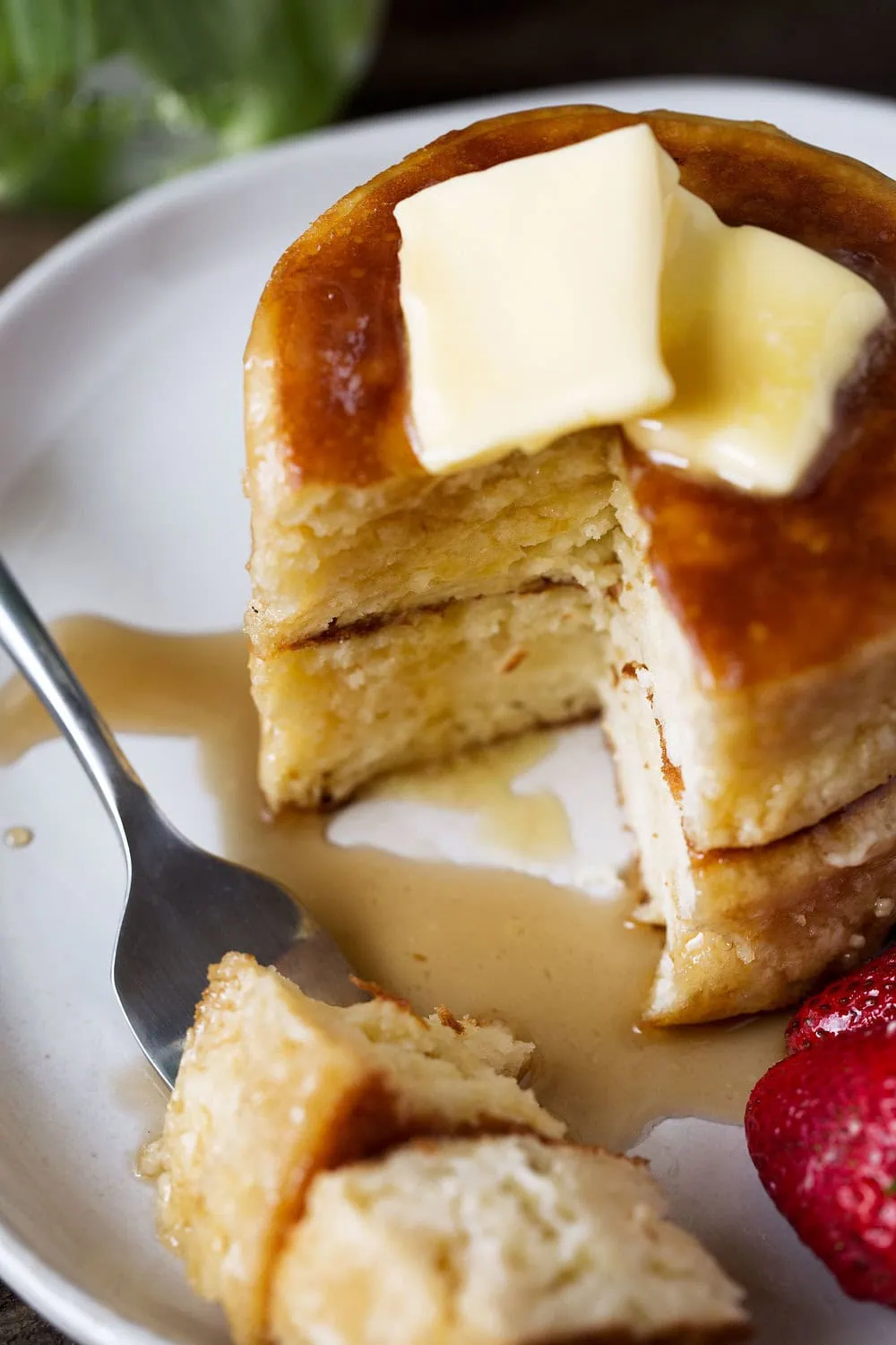 Japanese-style Soufflé Pancakes cut
