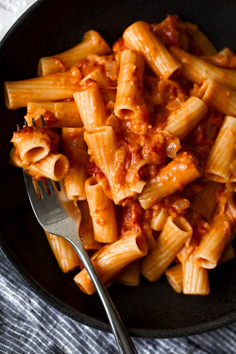 spicy rigatoni recipe from cooking with cocktail rings pasta dinner