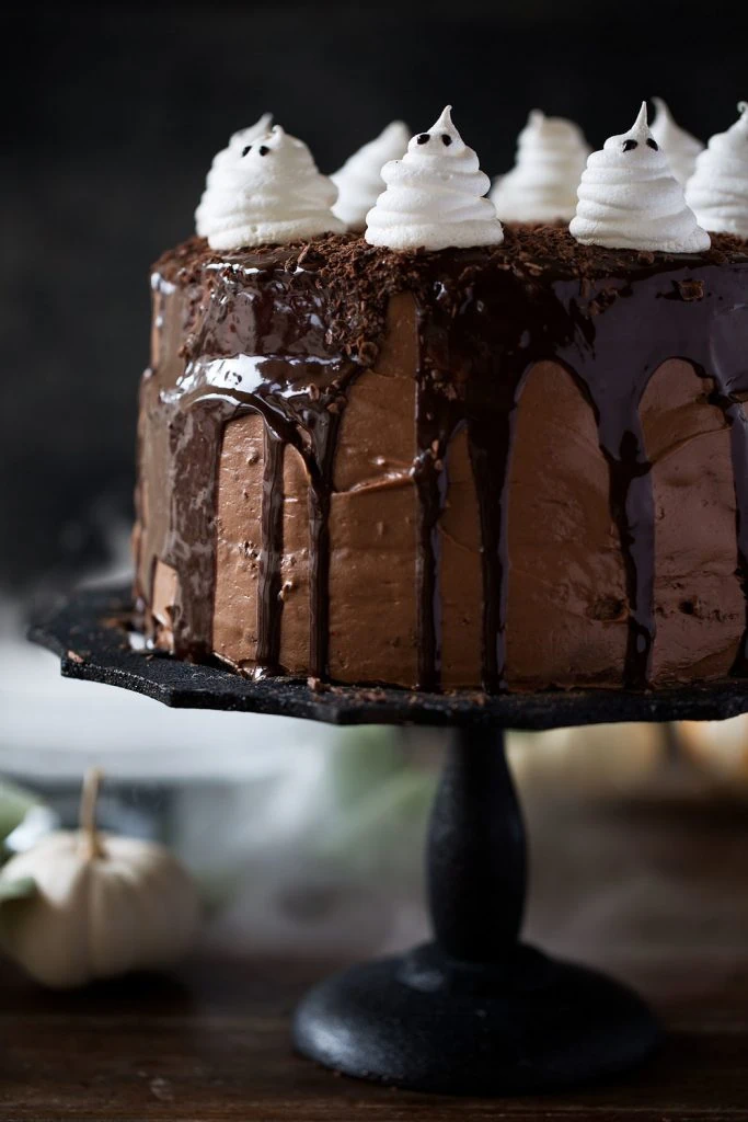 How to Make Chocolate Cake with Raspberry Filling, chocolate ganache and Meringue Ghosts