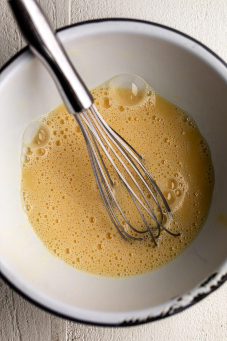 Cacio e Pepe Slow Scrambled Eggs Cooking with Cocktail Rings