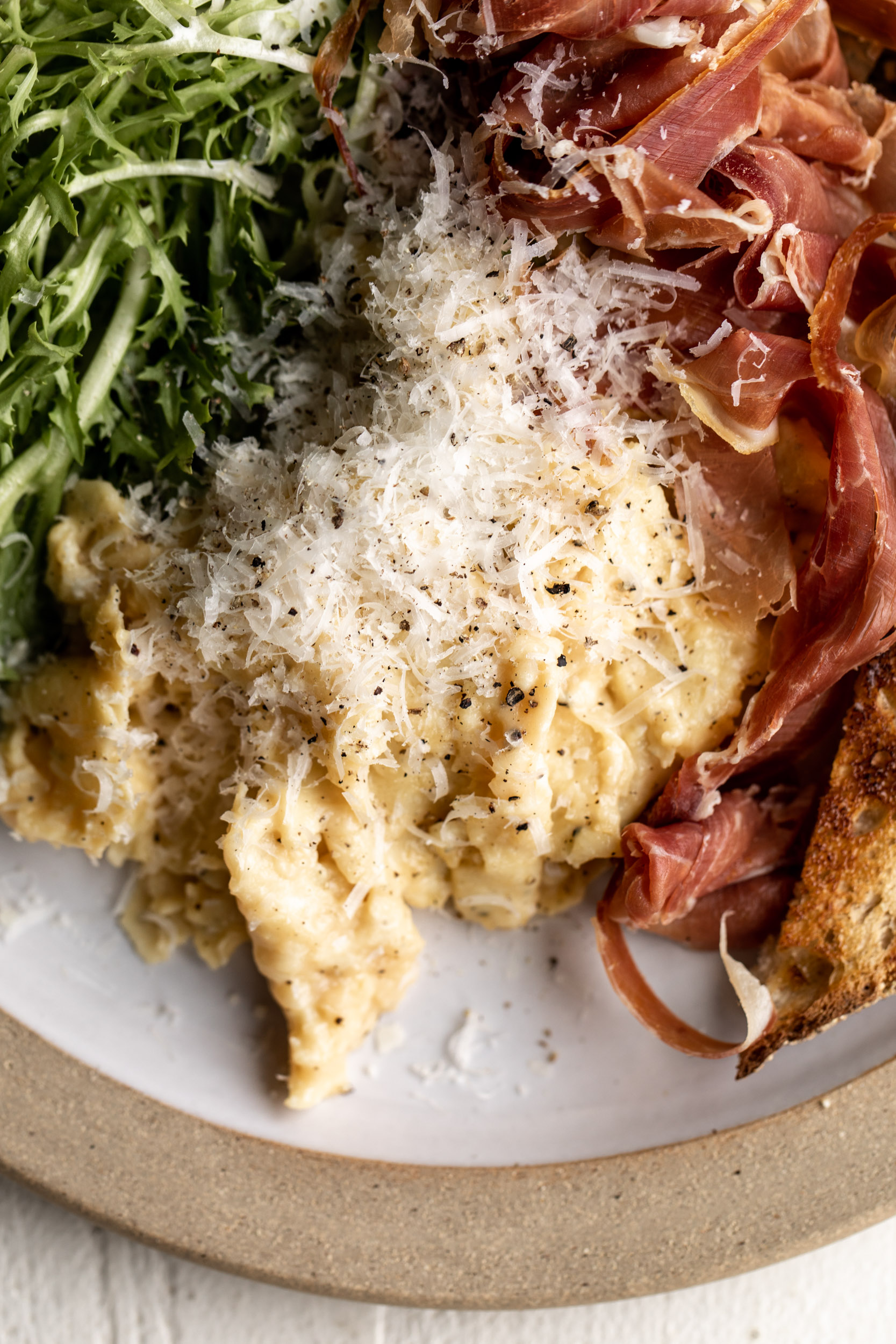 Cacio e Pepe Slow Scrambled Eggs Cooking with Cocktail Rings