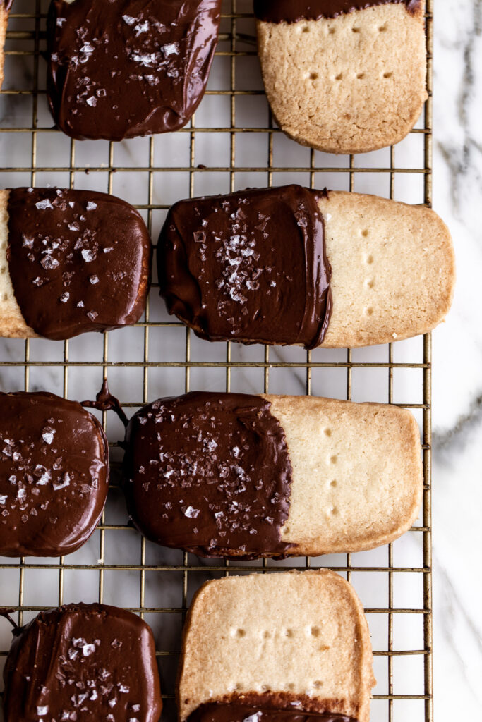 chocolate dipped shortbread cookies