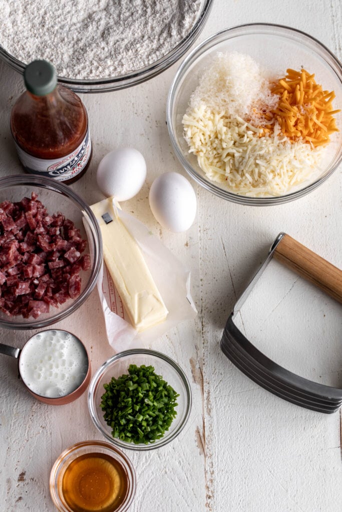 savory scones ingredients.
