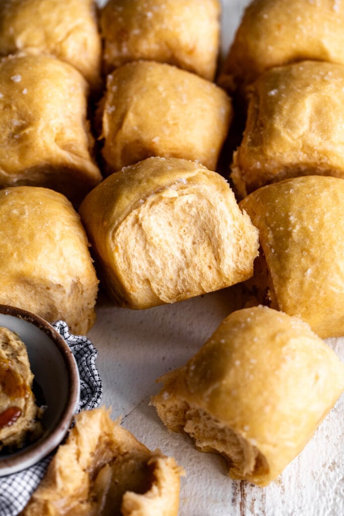 pull apart sweet potato dinner rolls. 