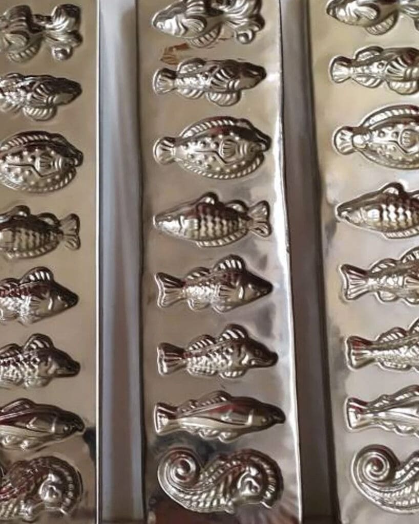 vintage butter mold fish.