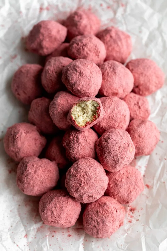 Natural Strawberry Mexican Wedding Cookies - A Zest for Life