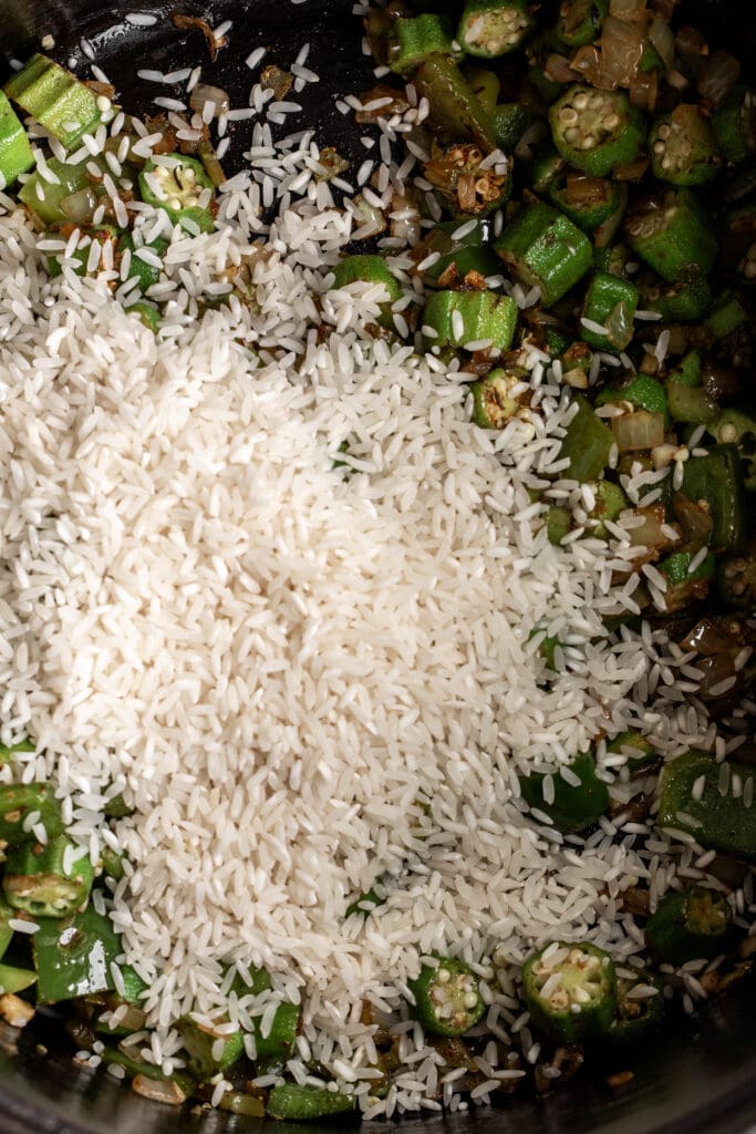 rice added to jambalaya base.