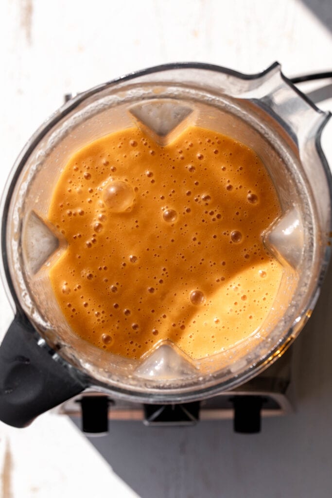 blended lobster bisque broth in blender until smooth.