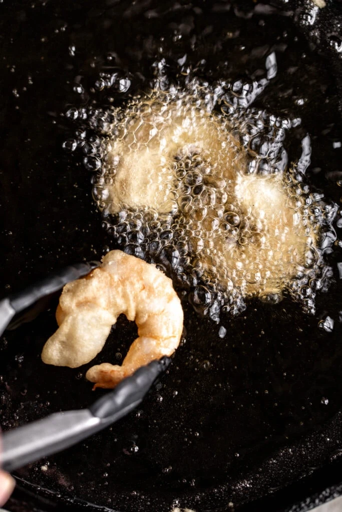 fried shrimp for Nashville-Style Hot Fried Shrimp