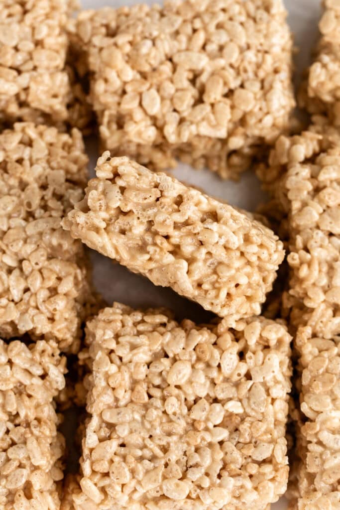 miso brown butter rice krispie treats cut into squares.