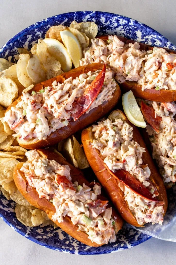New England-Style Lobster Rolls 