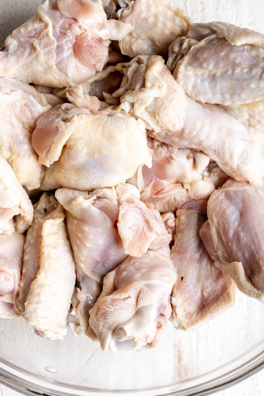 separated chicken wings and drumettes.